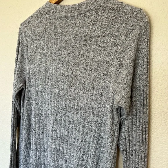Mossimo Supply Co | Gray Long-Sleeve Short Sweater Dress - Picture 9 of 11
